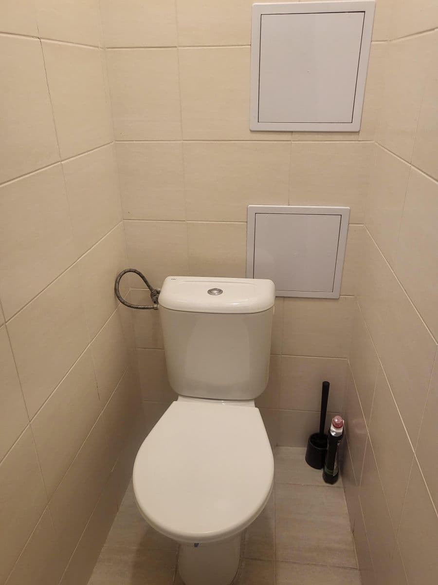 Prenájom bytu 2-izbový 52 m², Káranská, Praha, Praha Prenájom bytu 2-izbový 52 m², Káranská, Praha, Praha