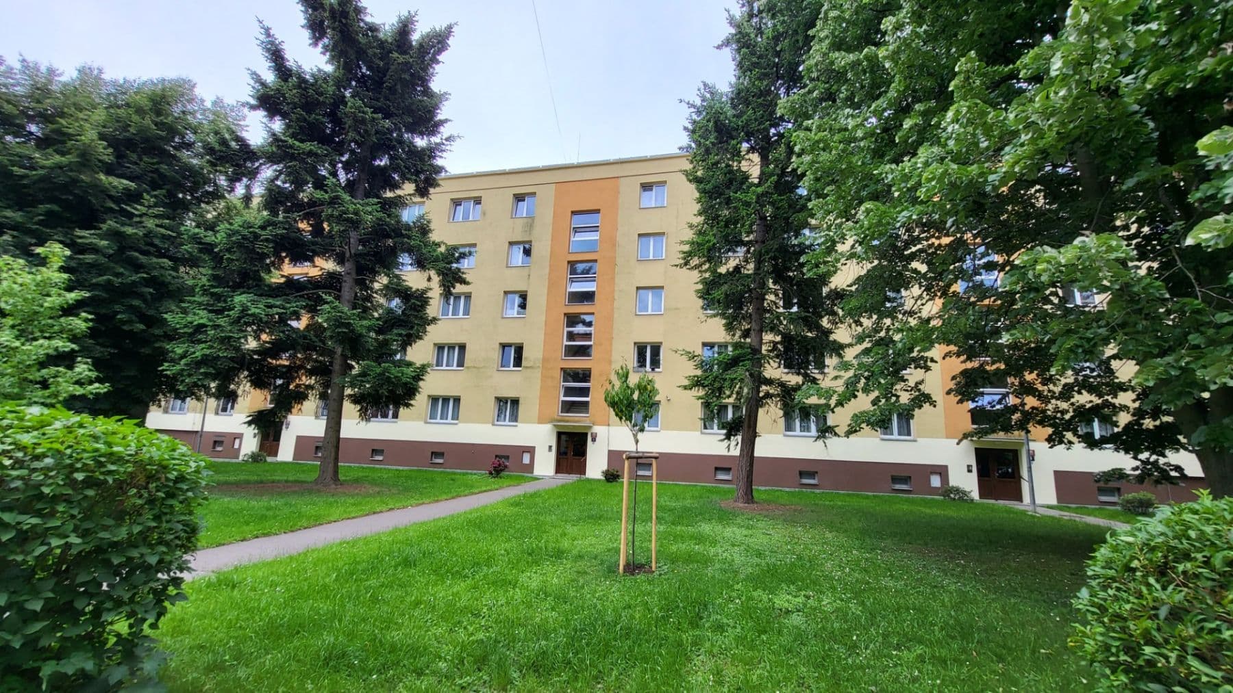 Prenájom bytu 2-izbový 52 m², Káranská, Praha, Praha Prenájom bytu 2-izbový 52 m², Káranská, Praha, Praha