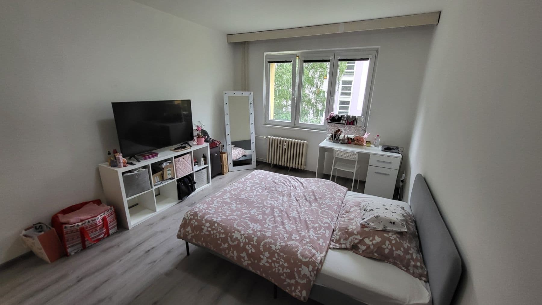 Prenájom bytu 2-izbový 52 m², Káranská, Praha, Praha Prenájom bytu 2-izbový 52 m², Káranská, Praha, Praha