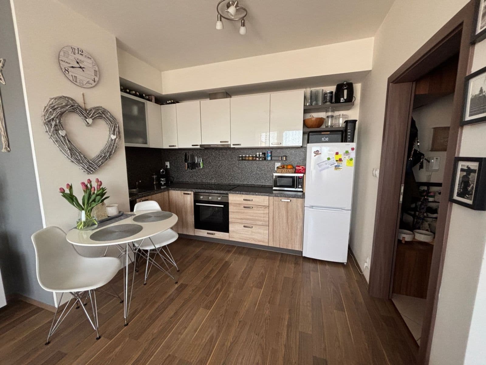 Prenájom bytu 2-izbový 48 m², Mantovská, Praha, Praha Prenájom bytu 2-izbový 48 m², Mantovská, Praha, Praha