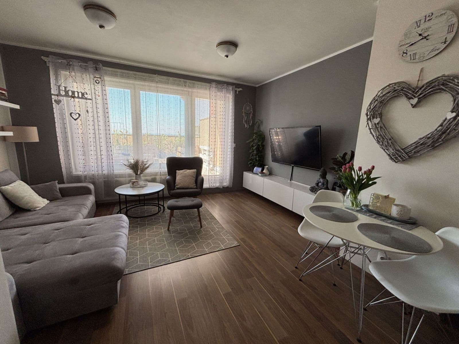 Prenájom bytu 2-izbový 48 m², Mantovská, Praha, Praha Prenájom bytu 2-izbový 48 m², Mantovská, Praha, Praha