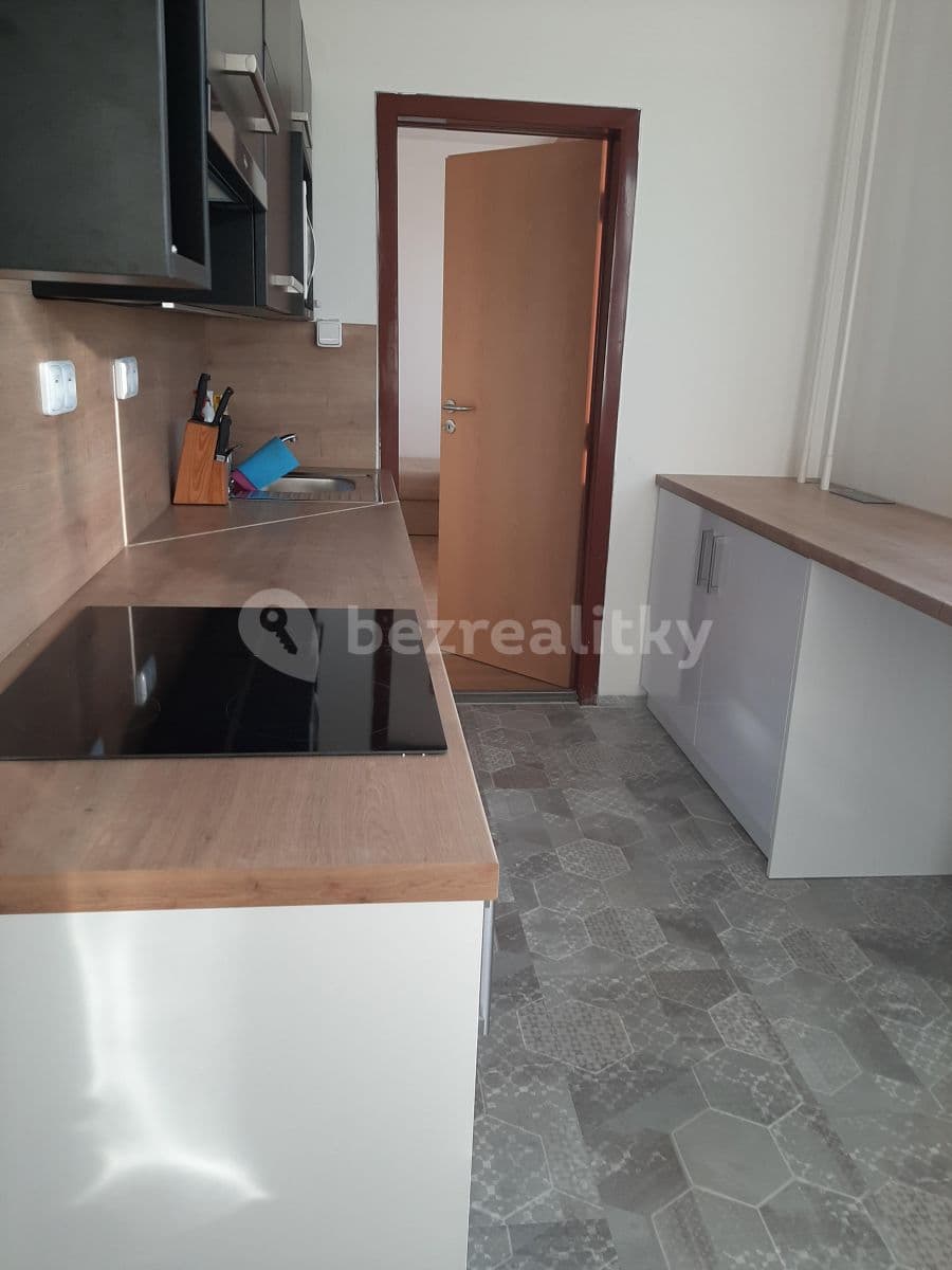 Prenájom bytu 2-izbový 56 m², Černá cesta, Olomouc, Olomoucký kraj Prenájom bytu 2-izbový 56 m², Černá cesta, Olomouc, Olomoucký kraj