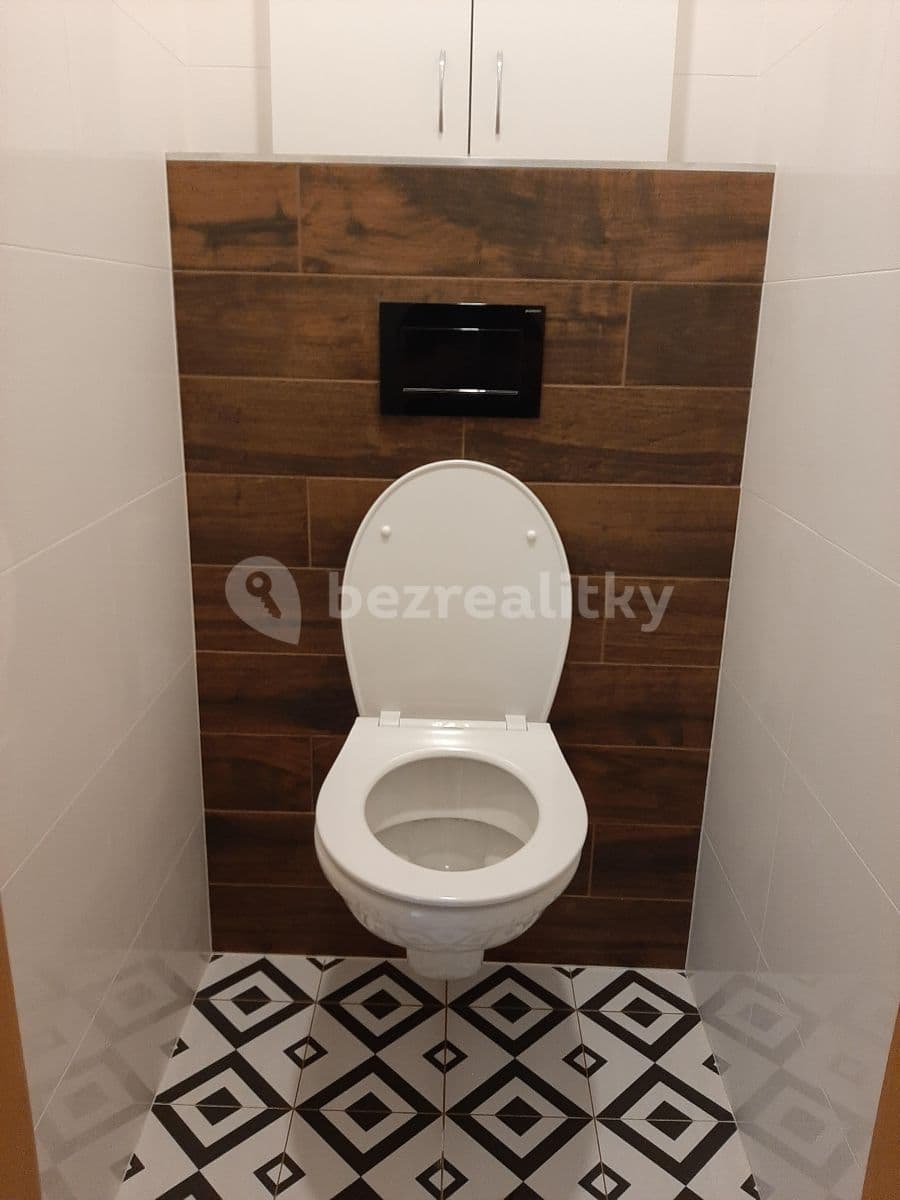 Prenájom bytu 2-izbový 56 m², Černá cesta, Olomouc, Olomoucký kraj Prenájom bytu 2-izbový 56 m², Černá cesta, Olomouc, Olomoucký kraj