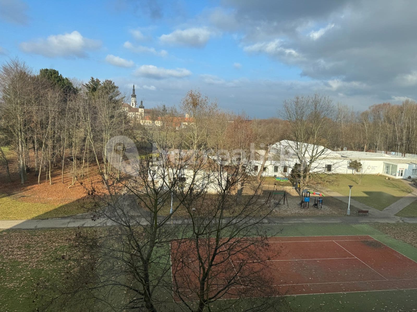 Prenájom bytu 2-izbový 56 m², Černá cesta, Olomouc, Olomoucký kraj Prenájom bytu 2-izbový 56 m², Černá cesta, Olomouc, Olomoucký kraj