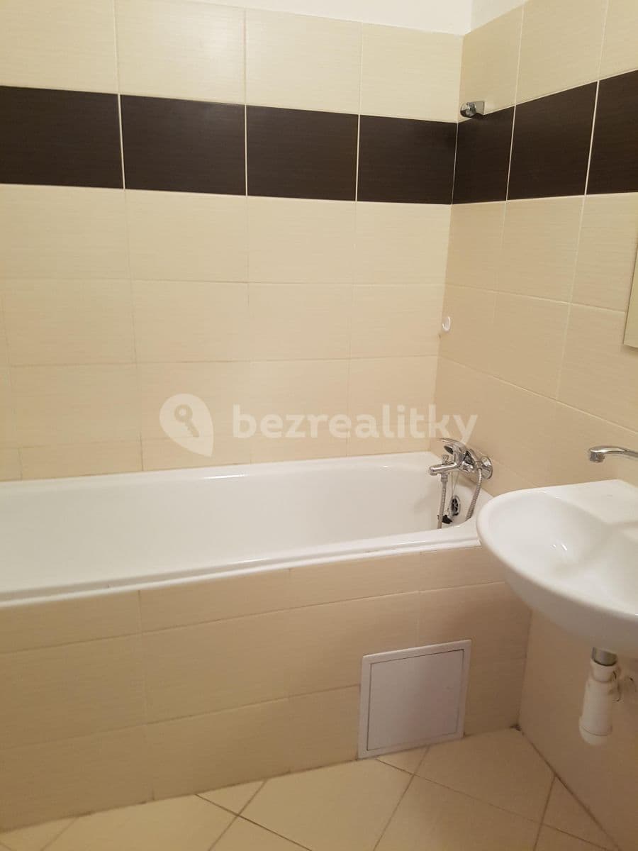 Prenájom bytu 2-izbový 53 m², Božecká, Praha, Praha Prenájom bytu 2-izbový 53 m², Božecká, Praha, Praha