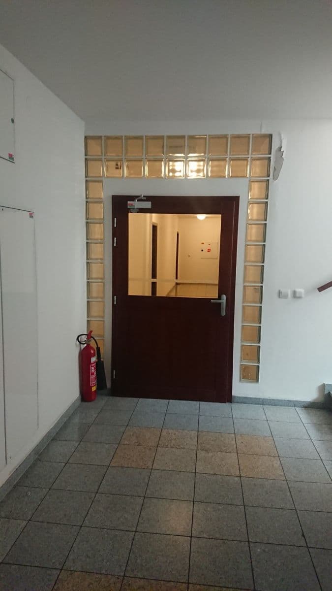 Predaj bytu 2-izbový 52 m², Jateční, Karlovy Vary, Karlovarský kraj Predaj bytu 2-izbový 52 m², Jateční, Karlovy Vary, Karlovarský kraj