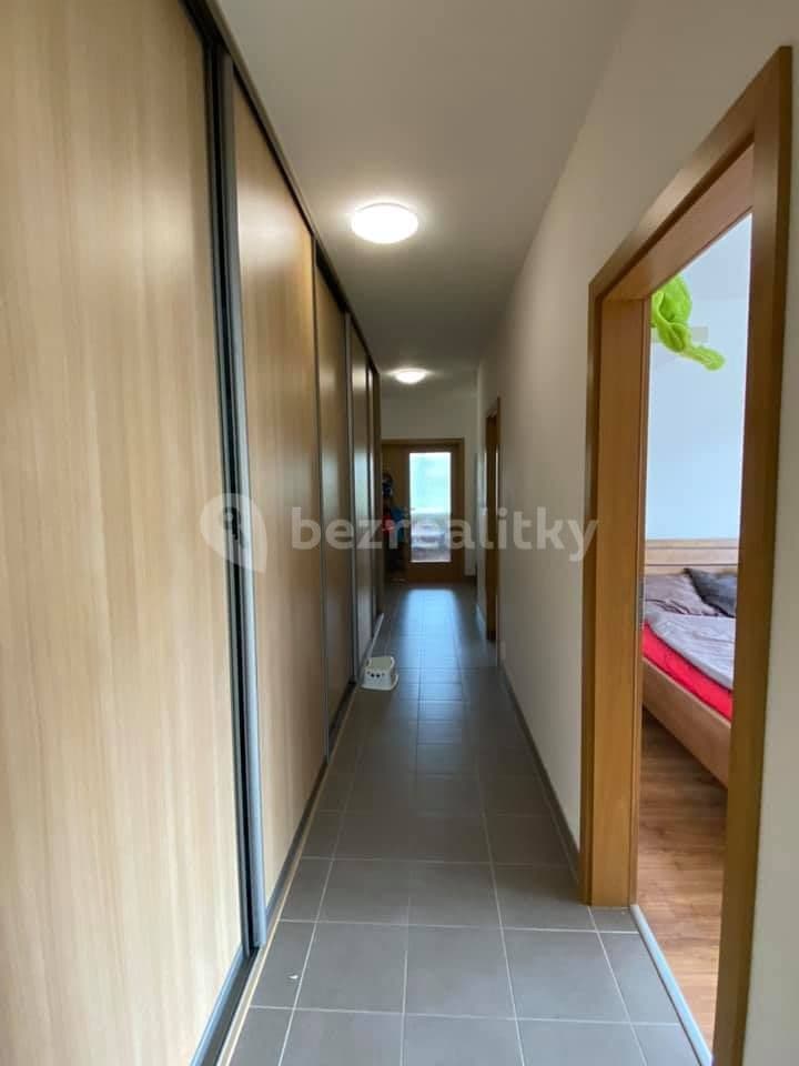 Prenájom bytu 3-izbový 79 m², Na Fialce, Říčany, Středočeský kraj Prenájom bytu 3-izbový 79 m², Na Fialce, Říčany, Středočeský kraj