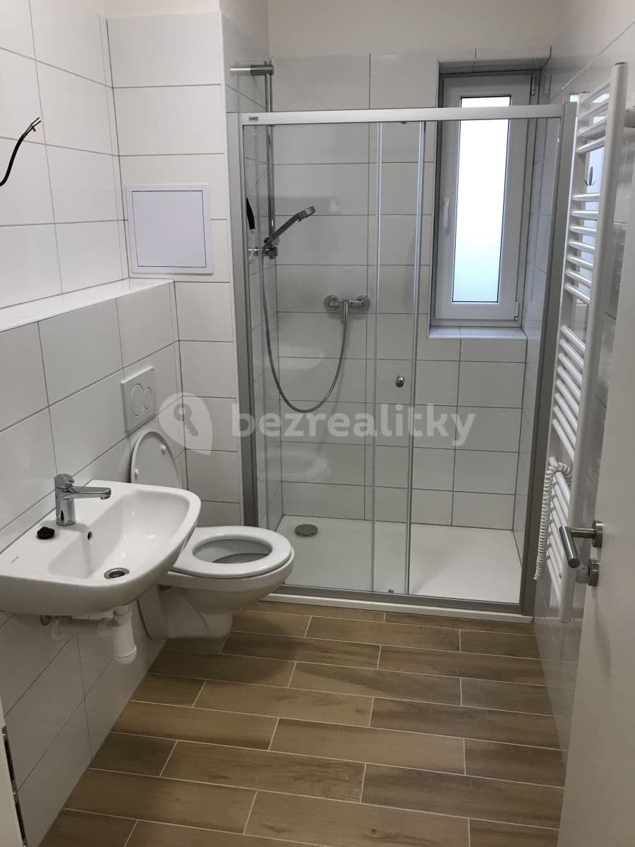Prenájom bytu 3-izbový 68 m², Krátká, Doksy, Středočeský kraj Prenájom bytu 3-izbový 68 m², Krátká, Doksy, Středočeský kraj