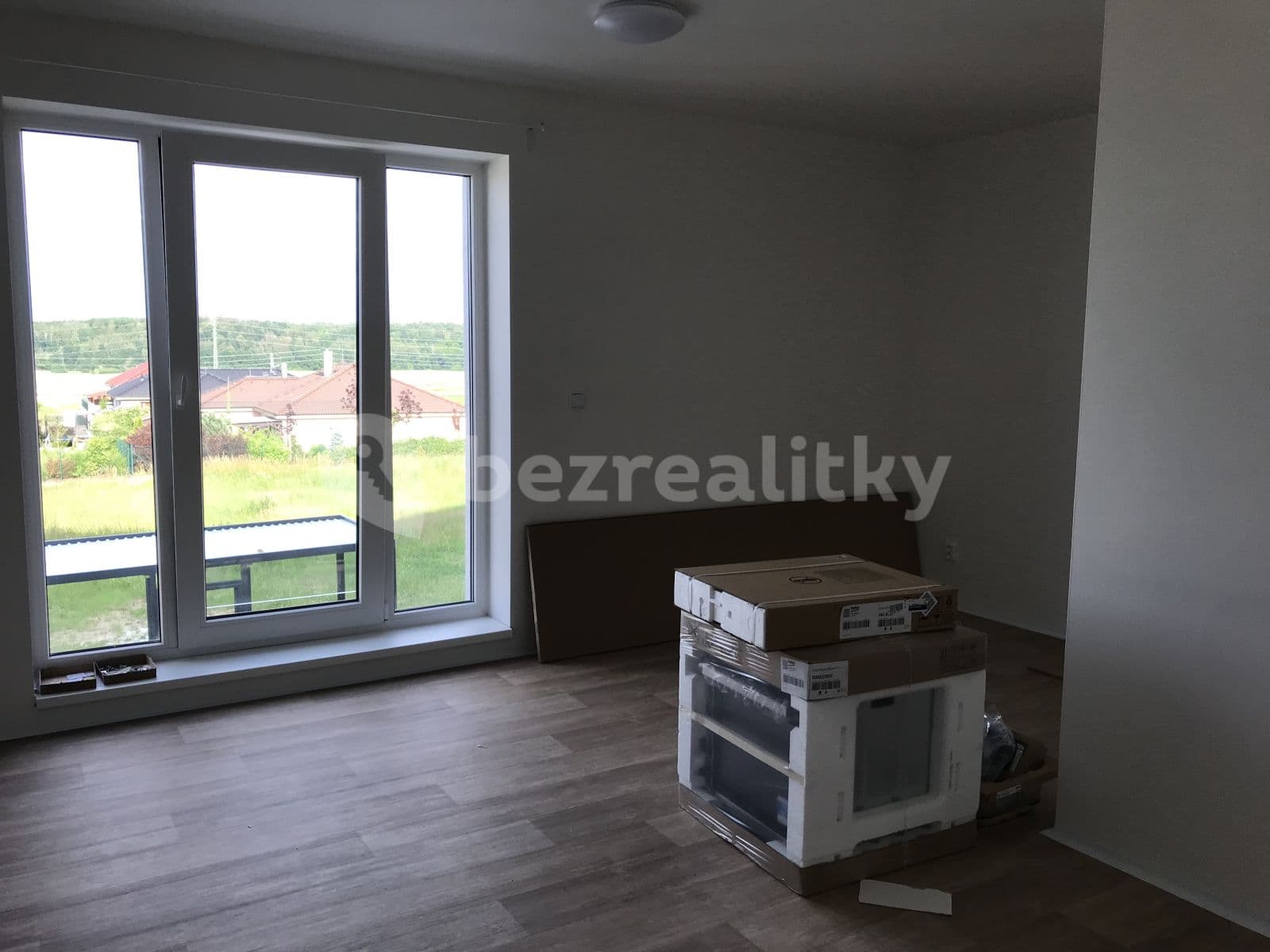 Prenájom bytu 3-izbový 68 m², Krátká, Doksy, Středočeský kraj Prenájom bytu 3-izbový 68 m², Krátká, Doksy, Středočeský kraj