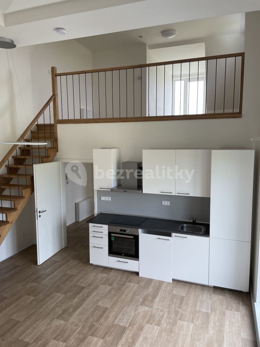 Prenájom bytu 3-izbový 68 m², Krátká, Doksy, Středočeský kraj Prenájom bytu 3-izbový 68 m², Krátká, Doksy, Středočeský kraj