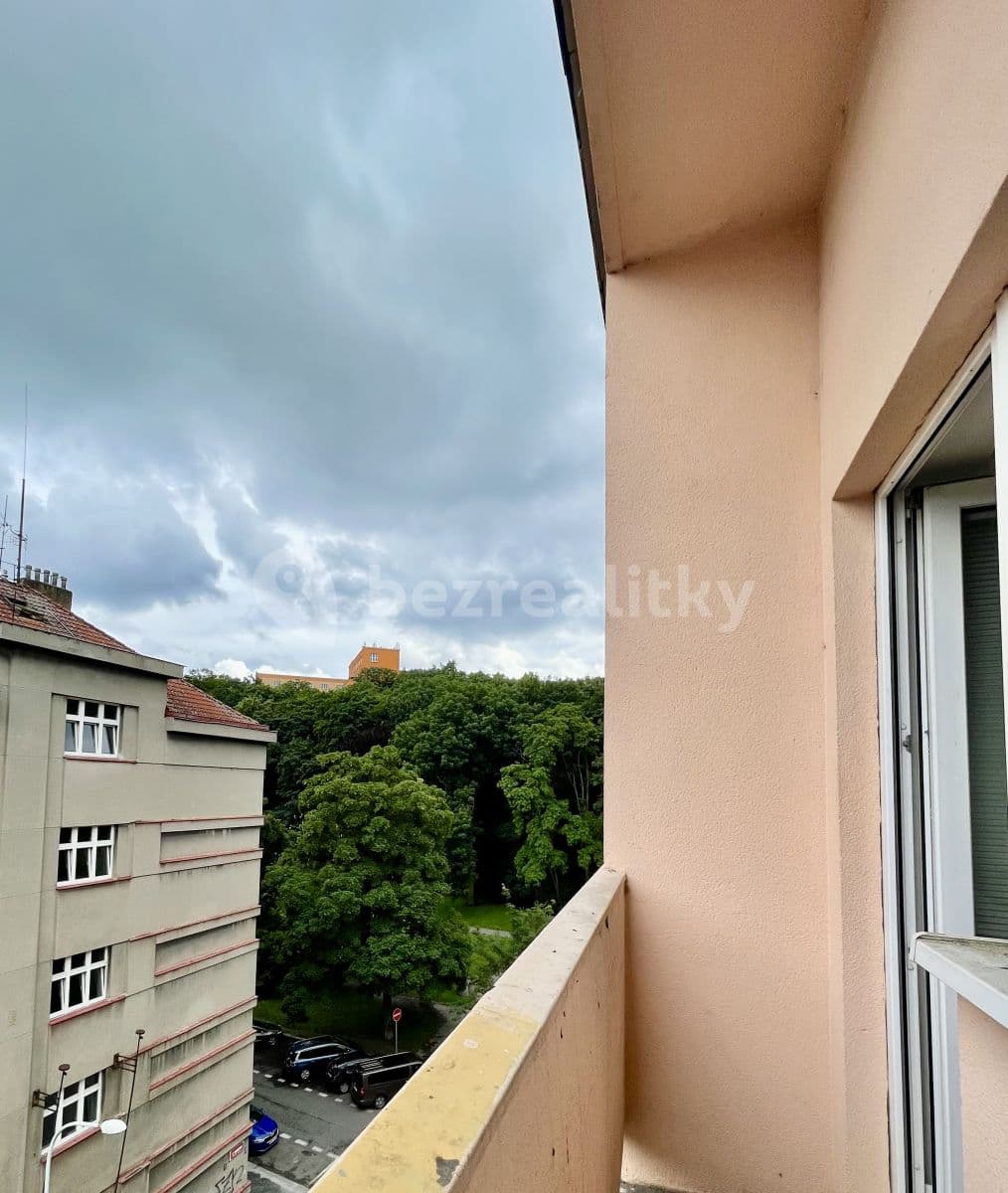 Prenájom bytu 1-izbový 38 m², U Kavalírky, Praha, Praha Prenájom bytu 1-izbový 38 m², U Kavalírky, Praha, Praha
