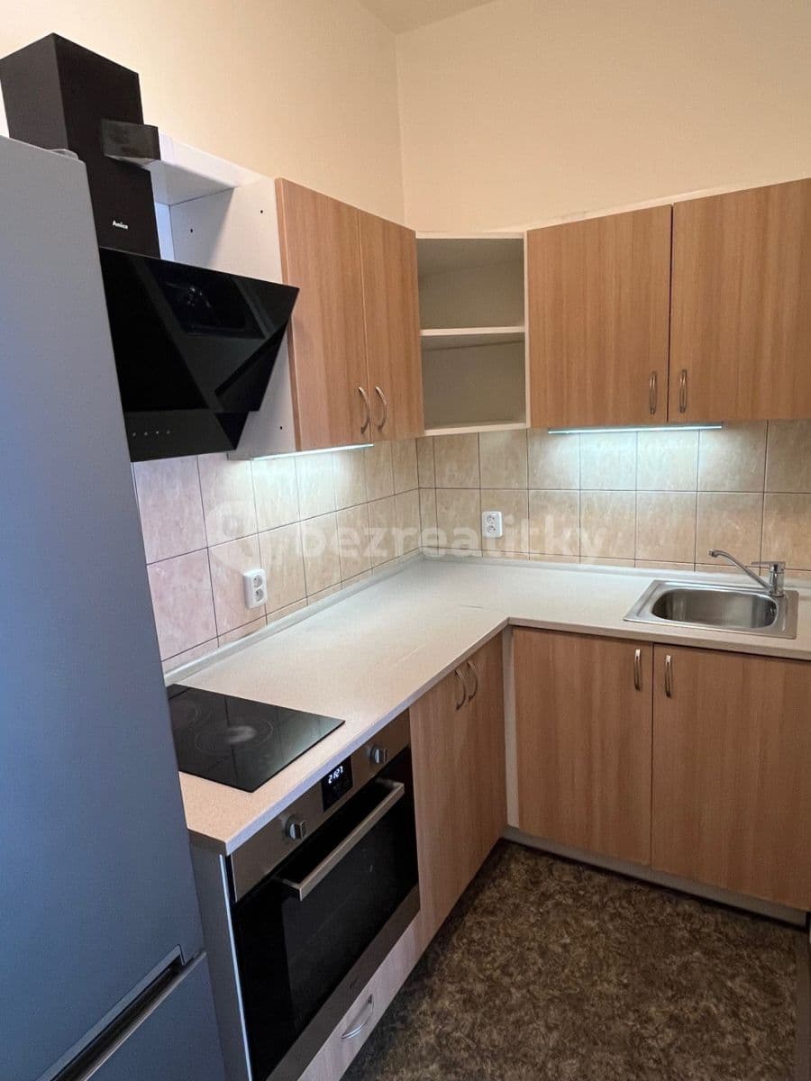 Prenájom bytu 1-izbový 38 m², U Kavalírky, Praha, Praha Prenájom bytu 1-izbový 38 m², U Kavalírky, Praha, Praha