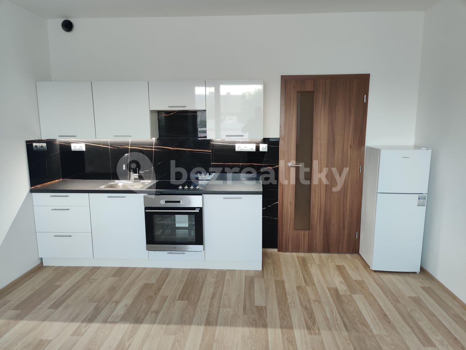 Prenájom bytu 1-izbový 30 m², Vranovská, Brno, Jihomoravský kraj Prenájom bytu 1-izbový 30 m², Vranovská, Brno, Jihomoravský kraj
