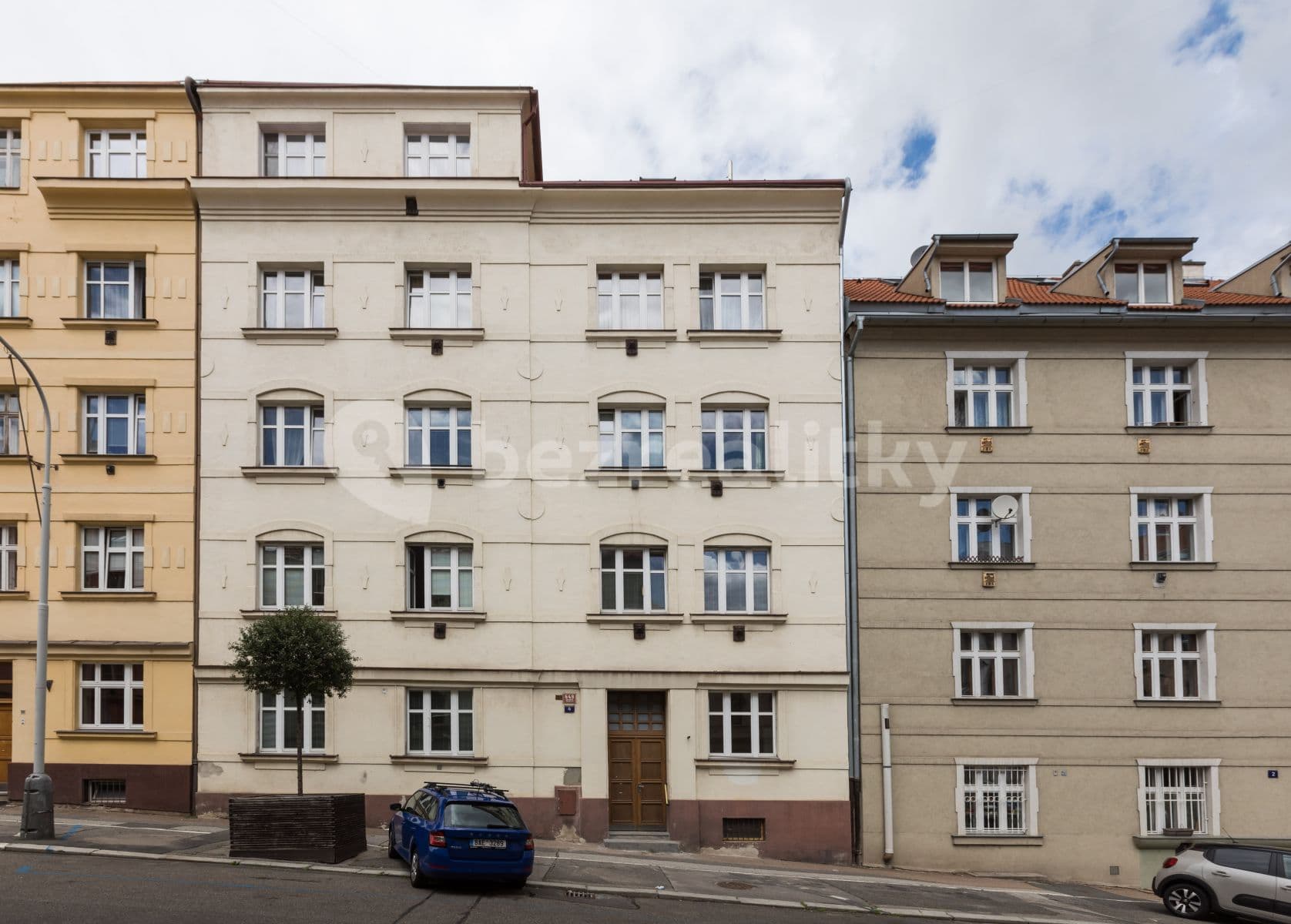 Prenájom bytu 2-izbový 69 m², Šlikova, Praha, Praha Prenájom bytu 2-izbový 69 m², Šlikova, Praha, Praha