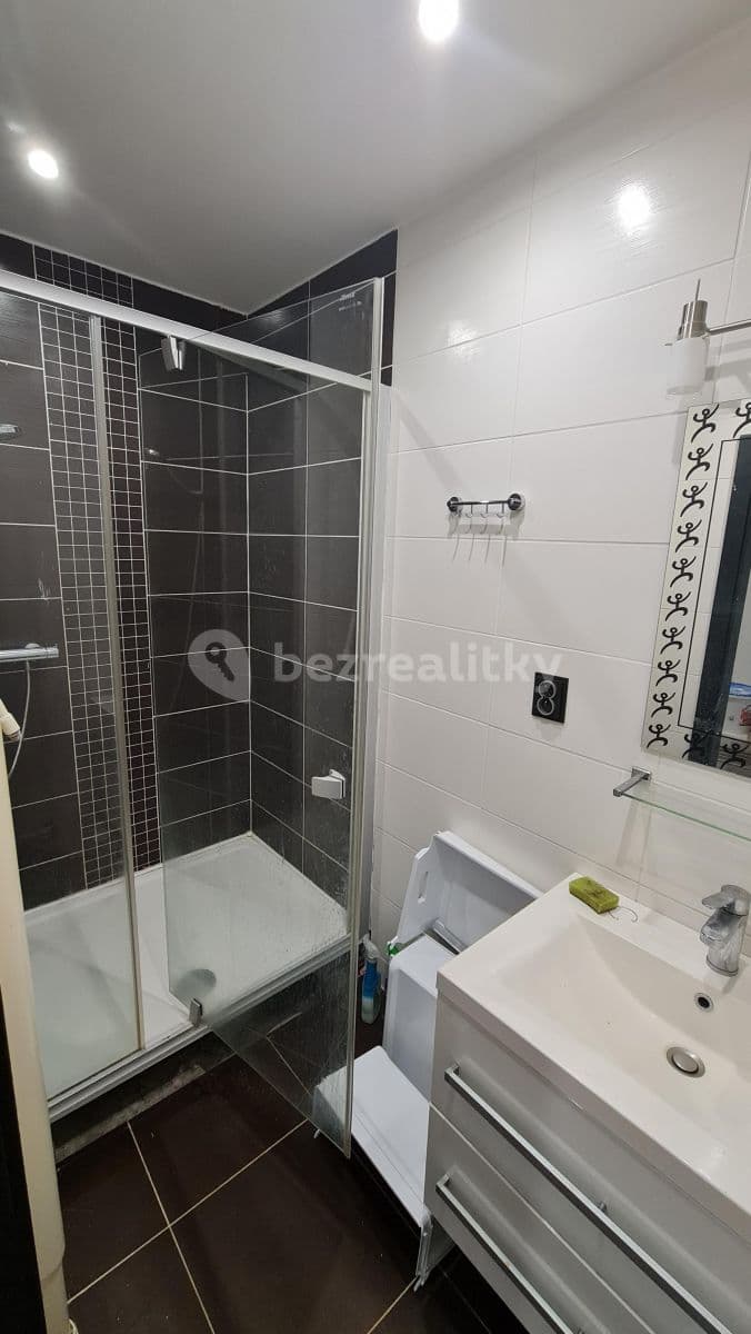 Prenájom bytu 3-izbový 60 m², Volgogradská, Ostrava, Moravskoslezský kraj Prenájom bytu 3-izbový 60 m², Volgogradská, Ostrava, Moravskoslezský kraj