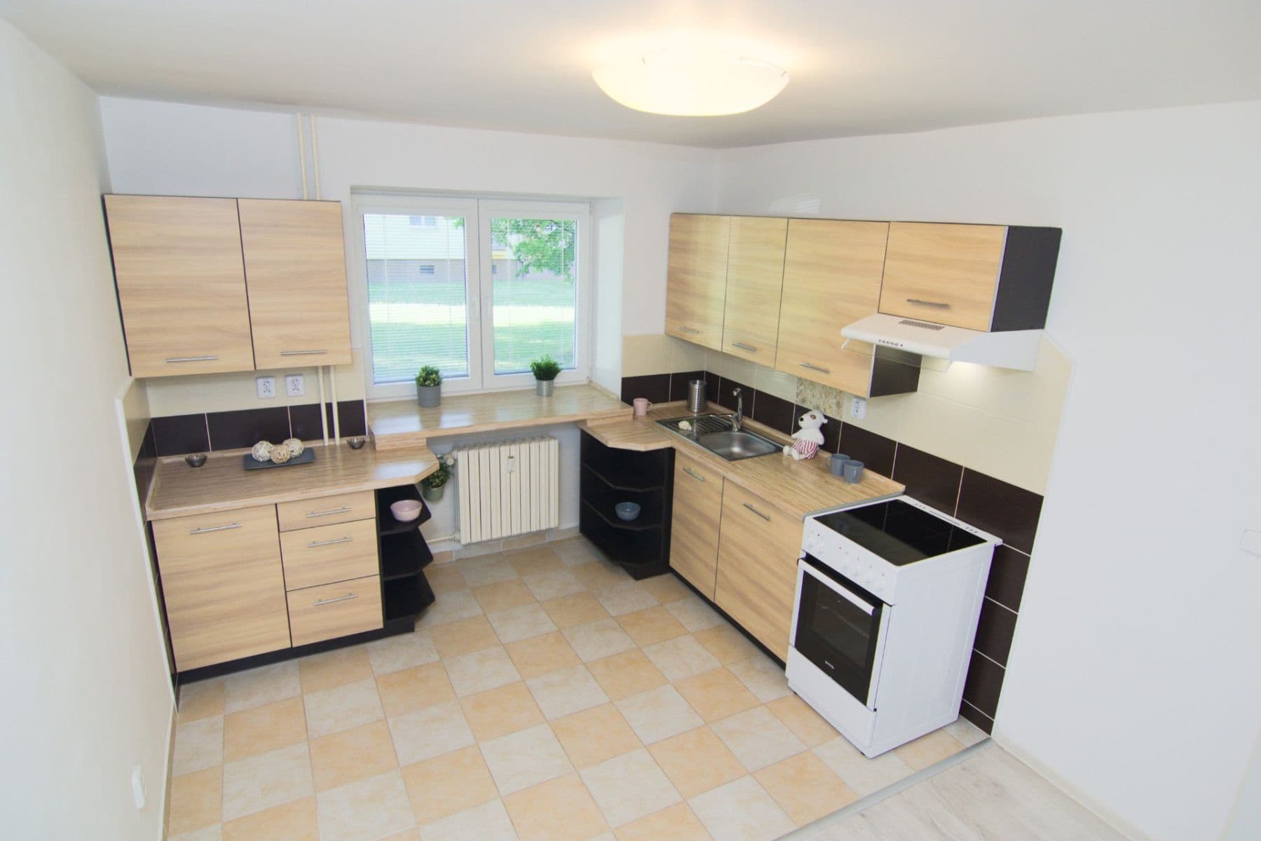 Prenájom bytu 2-izbový 47 m², Stavbařů, Ostrava, Moravskoslezský kraj Prenájom bytu 2-izbový 47 m², Stavbařů, Ostrava, Moravskoslezský kraj