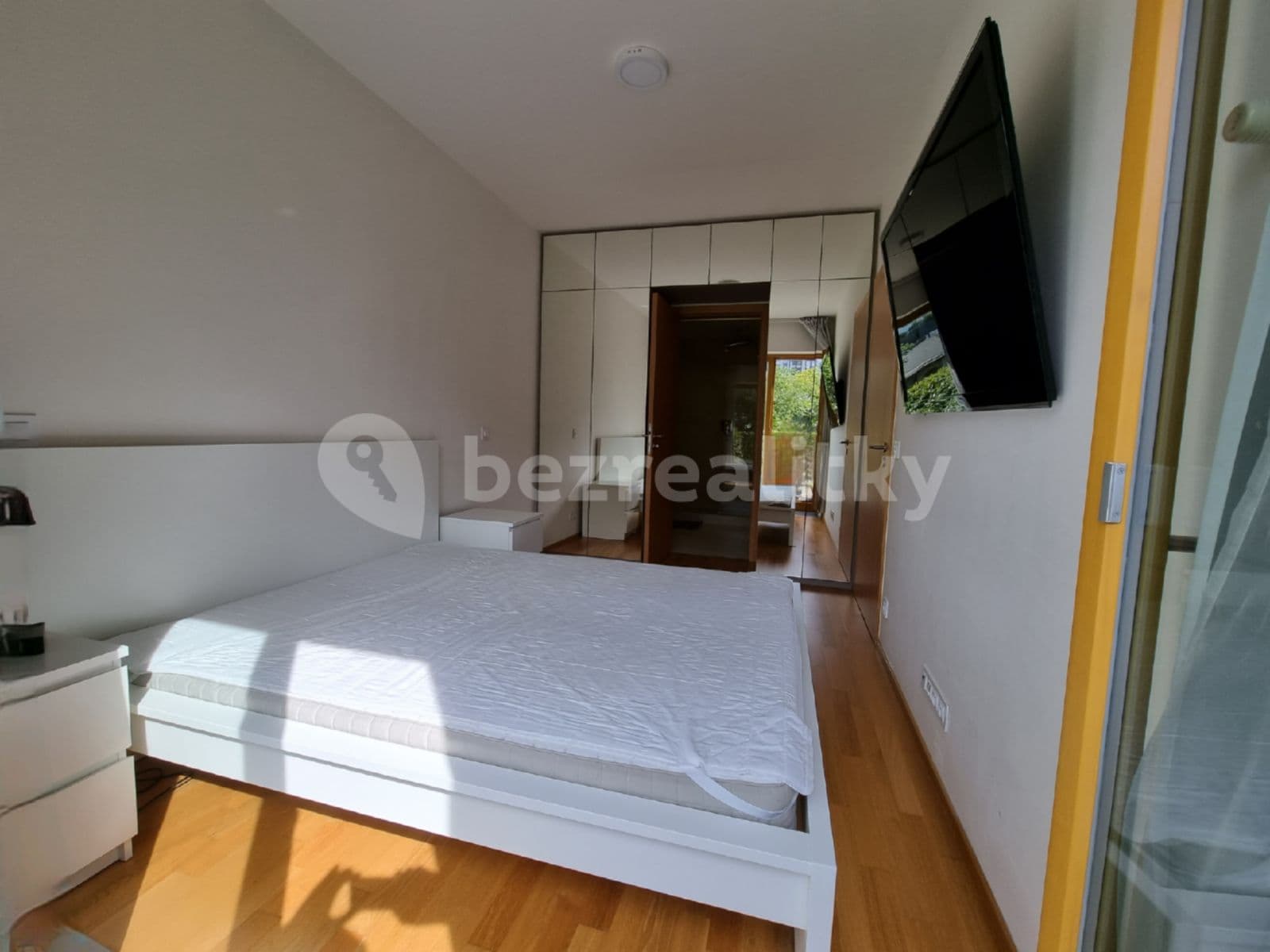 Prenájom bytu 2-izbový 58 m², Za Karlínským přístavem, Praha, Praha Prenájom bytu 2-izbový 58 m², Za Karlínským přístavem, Praha, Praha