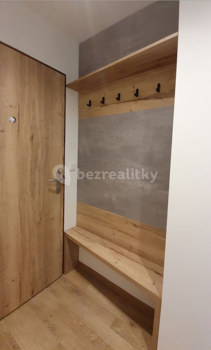 Prenájom bytu 2-izbový 37 m², Sokolovská, Praha, Praha Prenájom bytu 2-izbový 37 m², Sokolovská, Praha, Praha