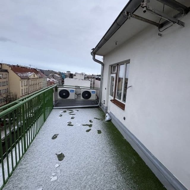 Prenájom bytu 2-izbový 37 m², Sokolovská, Praha, Praha Prenájom bytu 2-izbový 37 m², Sokolovská, Praha, Praha