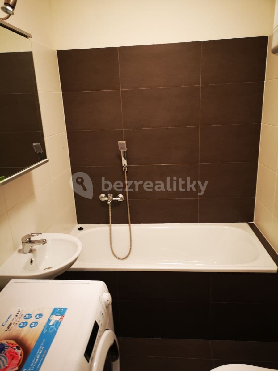 Prenájom bytu 1-izbový 20 m², Pod Kynclovkou, Praha, Praha Prenájom bytu 1-izbový 20 m², Pod Kynclovkou, Praha, Praha