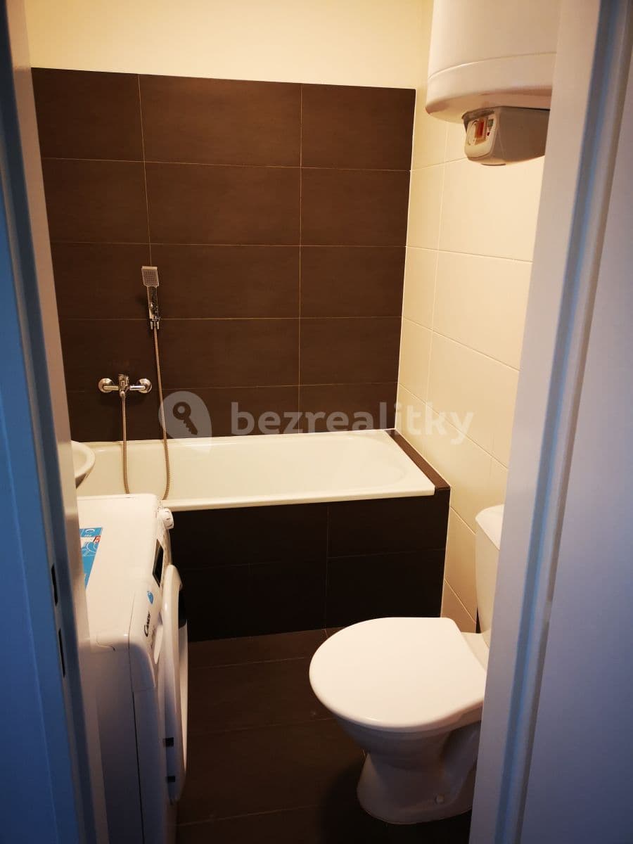 Prenájom bytu 1-izbový 20 m², Pod Kynclovkou, Praha, Praha Prenájom bytu 1-izbový 20 m², Pod Kynclovkou, Praha, Praha