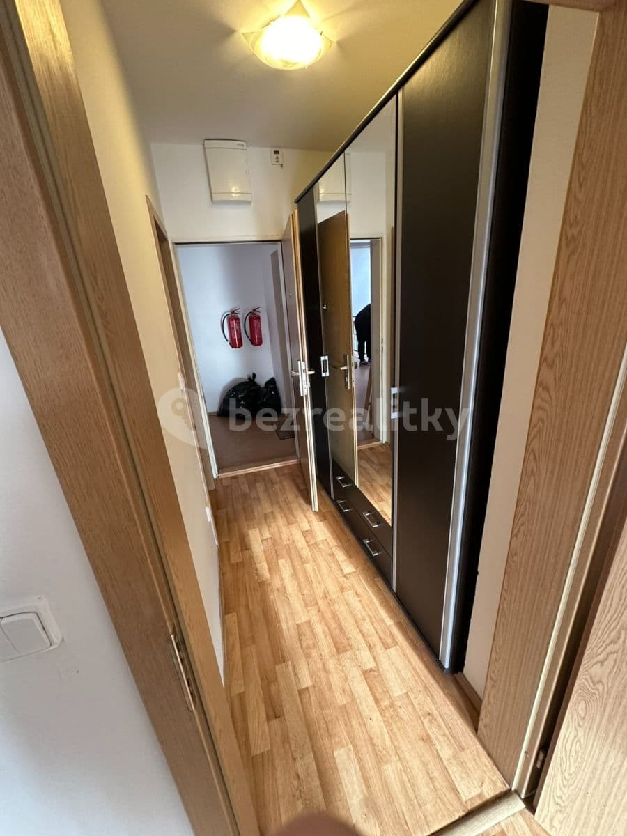 Prenájom bytu 1-izbový 27 m², Obecní, Chyňava, Středočeský kraj Prenájom bytu 1-izbový 27 m², Obecní, Chyňava, Středočeský kraj