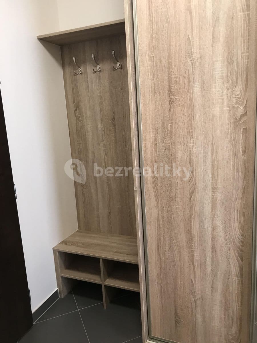 Prenájom bytu 1-izbový 34 m², Šífařská, Praha, Praha Prenájom bytu 1-izbový 34 m², Šífařská, Praha, Praha