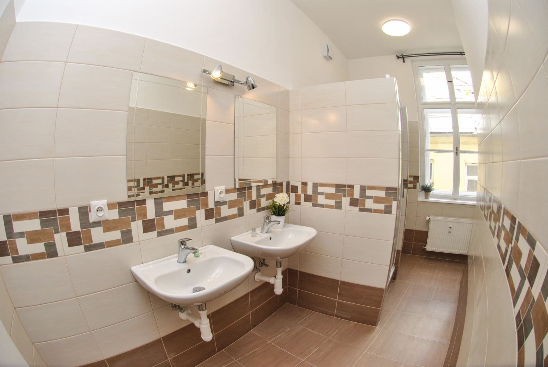 Prenájom bytu 4-izbový 127 m², Dominikánské náměstí, Brno, Jihomoravský kraj Prenájom bytu 4-izbový 127 m², Dominikánské náměstí, Brno, Jihomoravský kraj