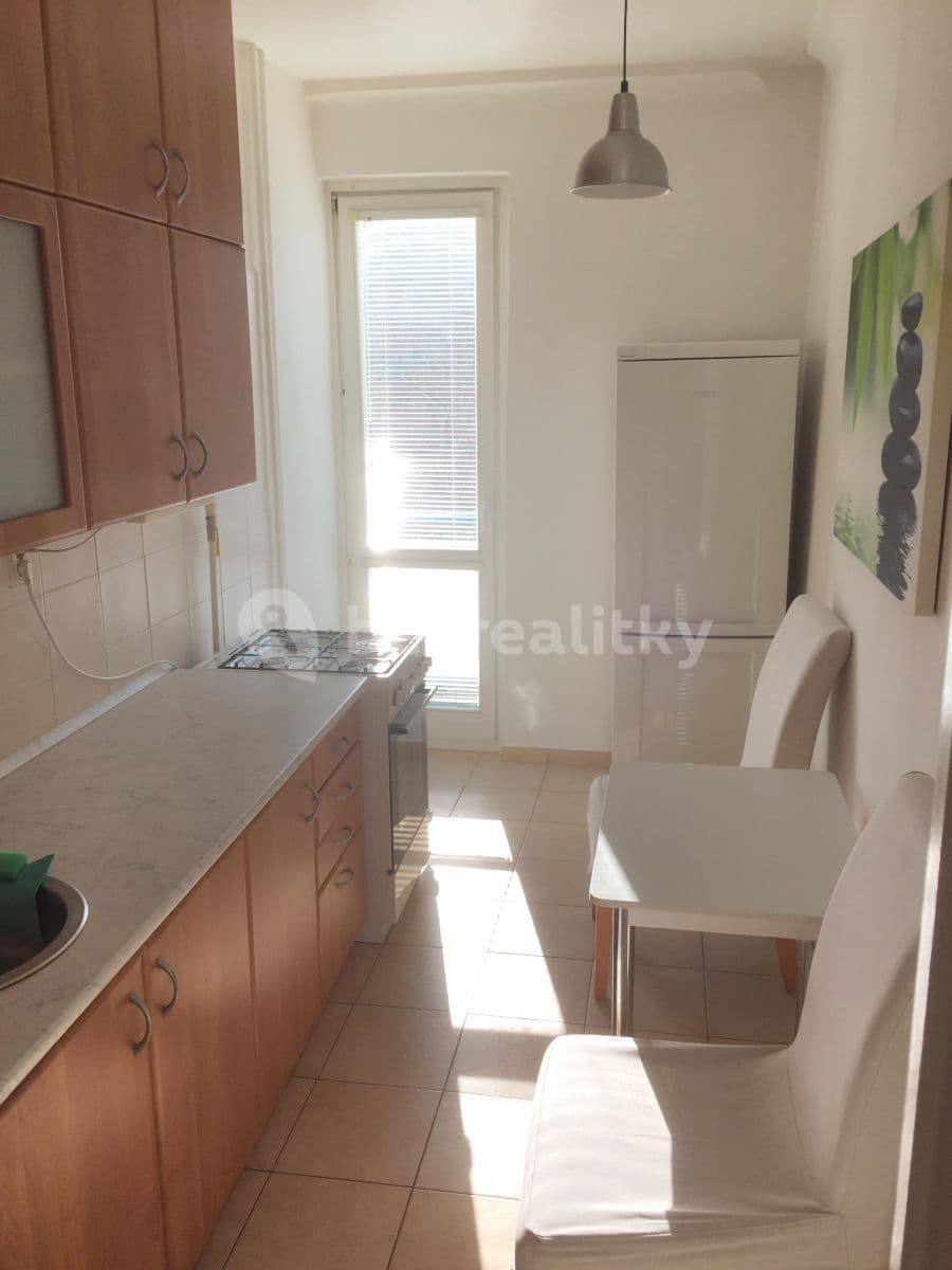 Prenájom bytu 1-izbový 50 m², Sklenárova, Ružinov, Bratislavský kraj Prenájom bytu 1-izbový 50 m², Sklenárova, Ružinov, Bratislavský kraj