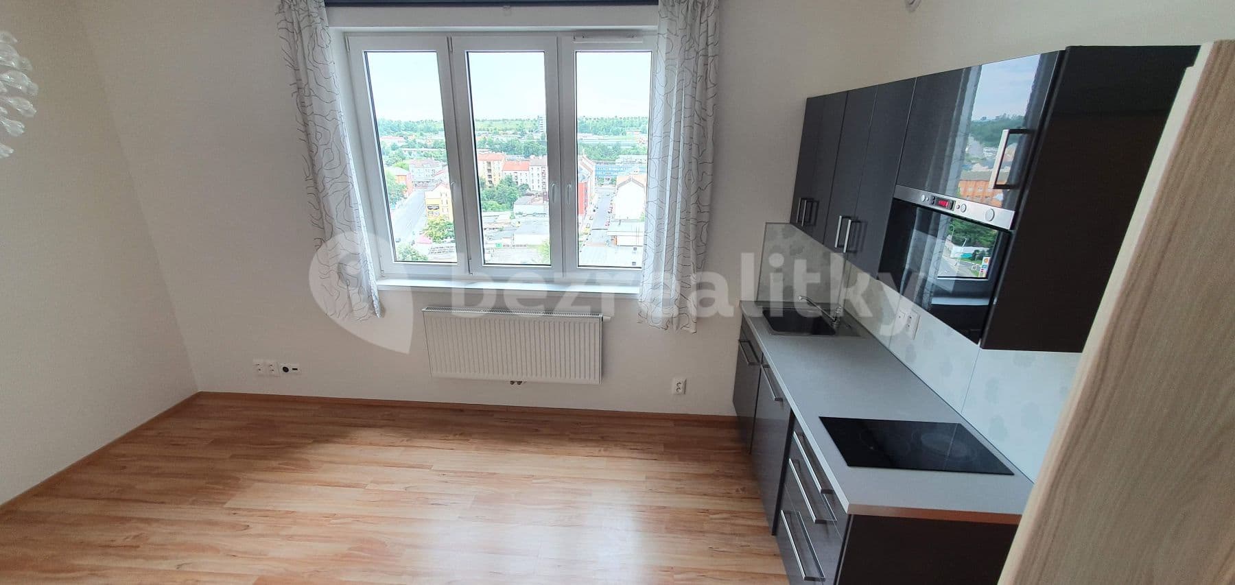 Prenájom bytu 1-izbový 23 m², Freyova, Praha, Praha Prenájom bytu 1-izbový 23 m², Freyova, Praha, Praha