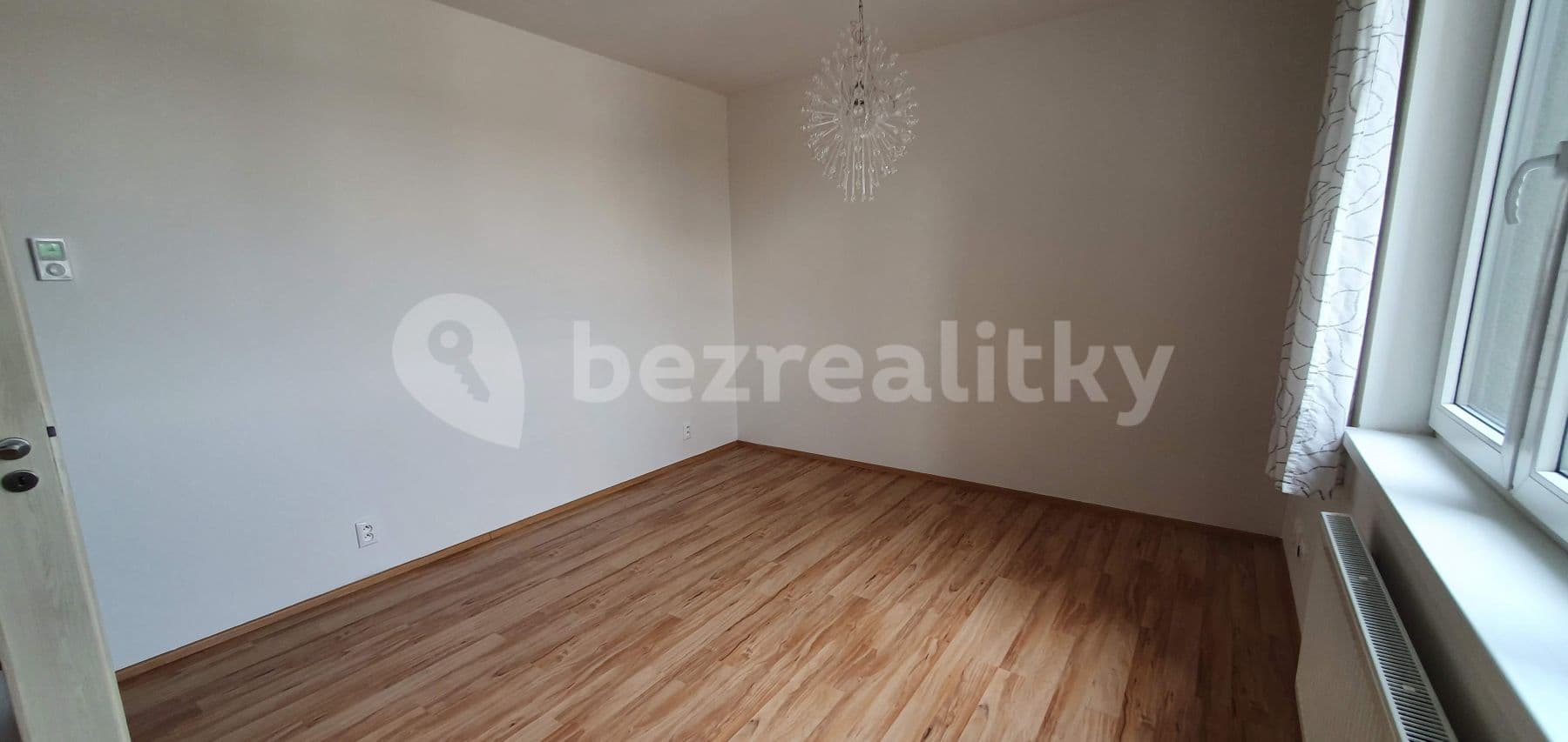Prenájom bytu 1-izbový 23 m², Freyova, Praha, Praha Prenájom bytu 1-izbový 23 m², Freyova, Praha, Praha