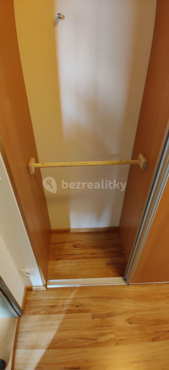 Prenájom bytu 1-izbový 23 m², Freyova, Praha, Praha Prenájom bytu 1-izbový 23 m², Freyova, Praha, Praha
