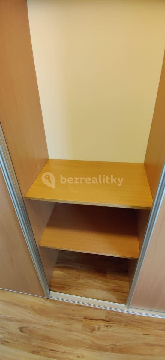 Prenájom bytu 1-izbový 23 m², Freyova, Praha, Praha Prenájom bytu 1-izbový 23 m², Freyova, Praha, Praha