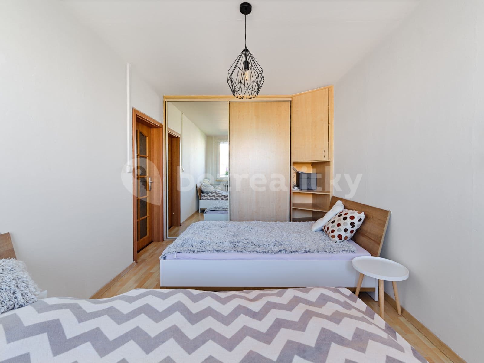 Prenájom bytu 3-izbový 68 m², Zlešická, Praha, Praha Prenájom bytu 3-izbový 68 m², Zlešická, Praha, Praha