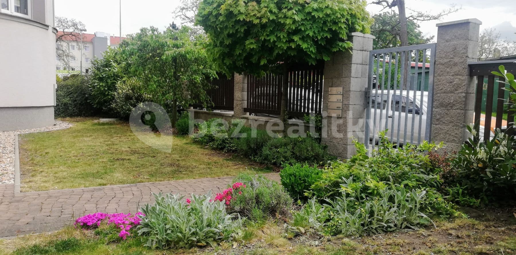 Prenájom bytu 3-izbový 91 m², Na Třebešíně, Praha, Praha Prenájom bytu 3-izbový 91 m², Na Třebešíně, Praha, Praha