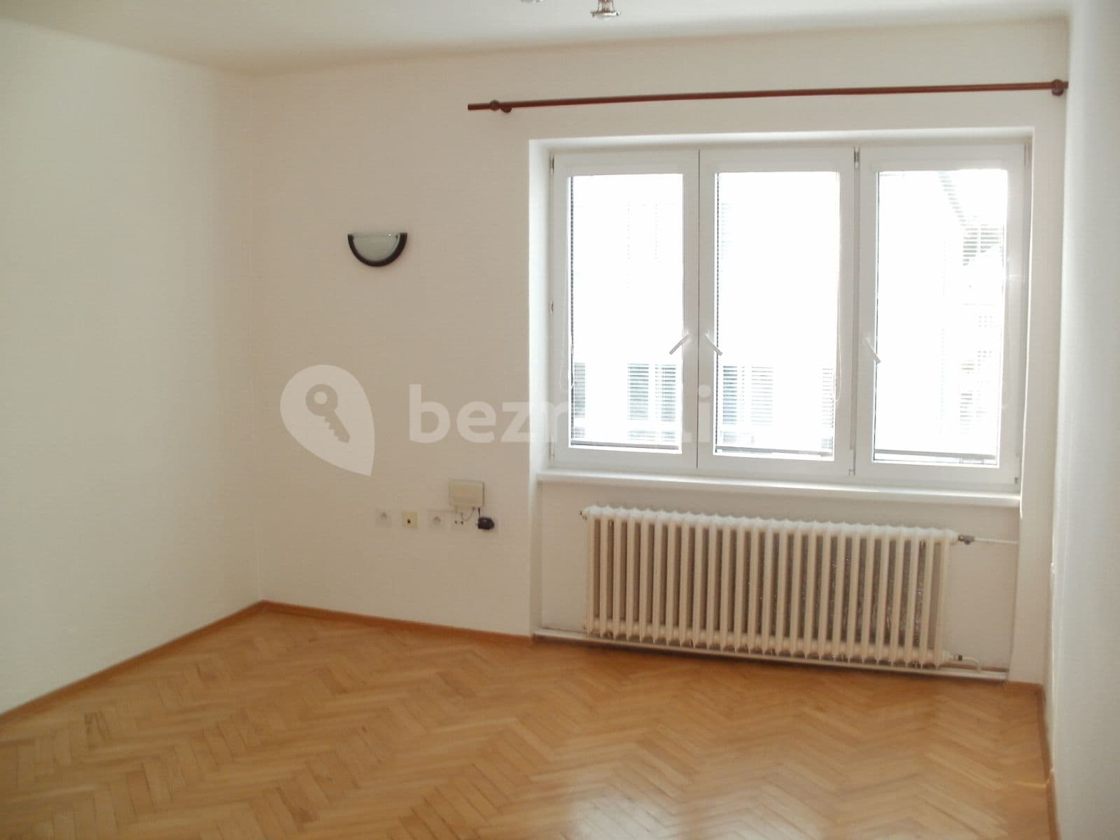 Prenájom bytu 1-izbový 41 m², Hany Kvapilové, Opava, Moravskoslezský kraj Prenájom bytu 1-izbový 41 m², Hany Kvapilové, Opava, Moravskoslezský kraj