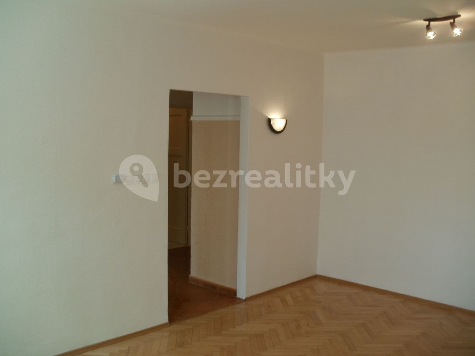 Prenájom bytu 1-izbový 41 m², Hany Kvapilové, Opava, Moravskoslezský kraj Prenájom bytu 1-izbový 41 m², Hany Kvapilové, Opava, Moravskoslezský kraj