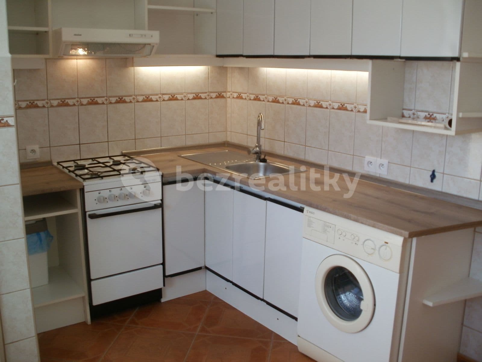 Prenájom bytu 1-izbový 41 m², Hany Kvapilové, Opava, Moravskoslezský kraj Prenájom bytu 1-izbový 41 m², Hany Kvapilové, Opava, Moravskoslezský kraj