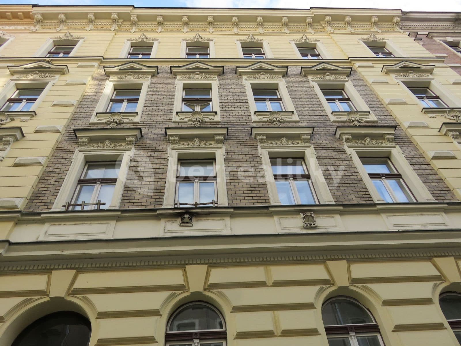 Prenájom bytu 3-izbový 85 m², Kamenická, Praha, Praha Prenájom bytu 3-izbový 85 m², Kamenická, Praha, Praha