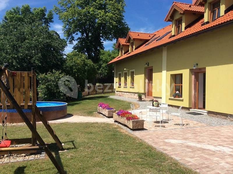 Prenájom rekreačného objektu, Stará Paka, Královéhradecký kraj Prenájom rekreačného objektu, Stará Paka, Královéhradecký kraj