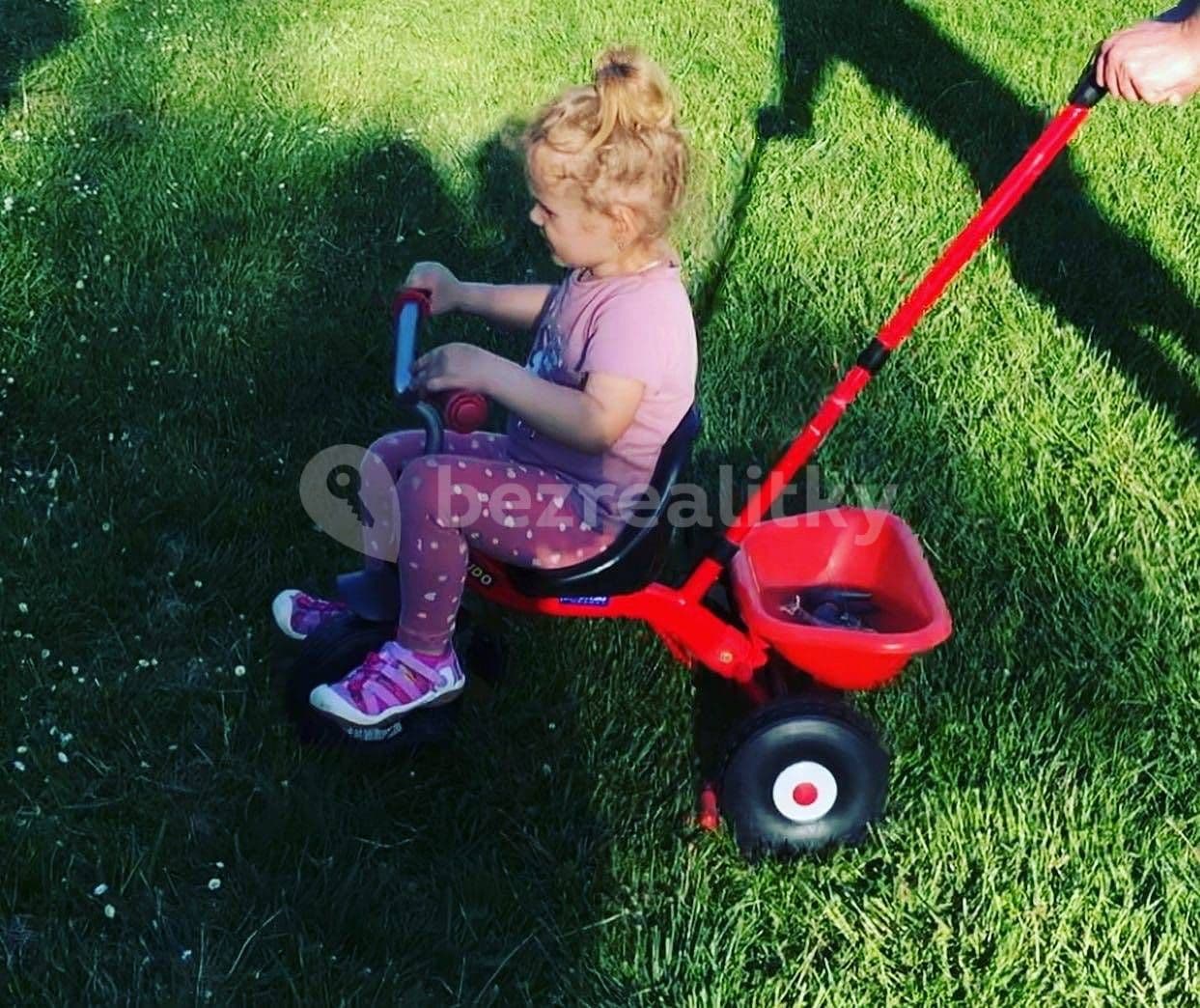 Prenájom rekreačného objektu, Újezdec, Jihočeský kraj Prenájom rekreačného objektu, Újezdec, Jihočeský kraj