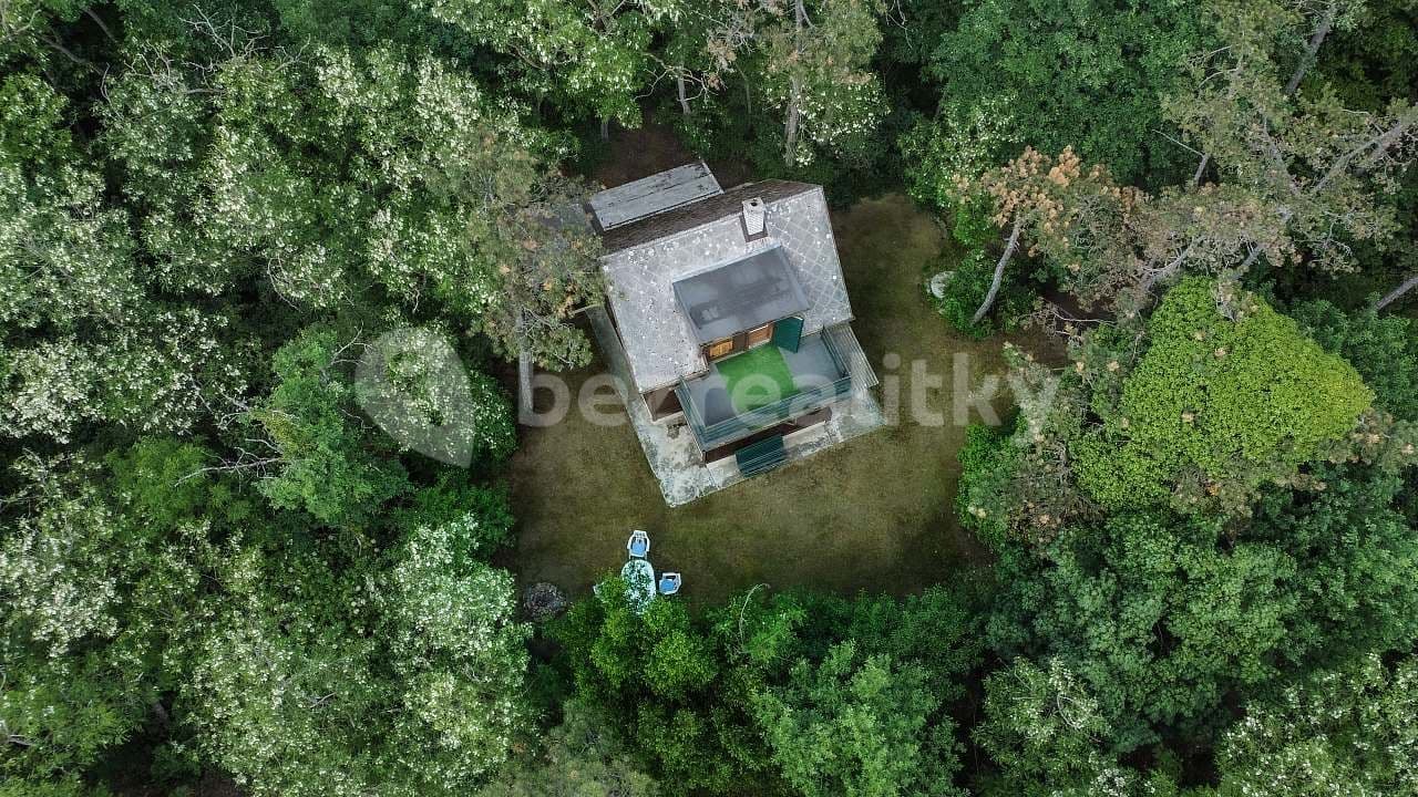 Prenájom rekreačného objektu, Petrov, Středočeský kraj Prenájom rekreačného objektu, Petrov, Středočeský kraj