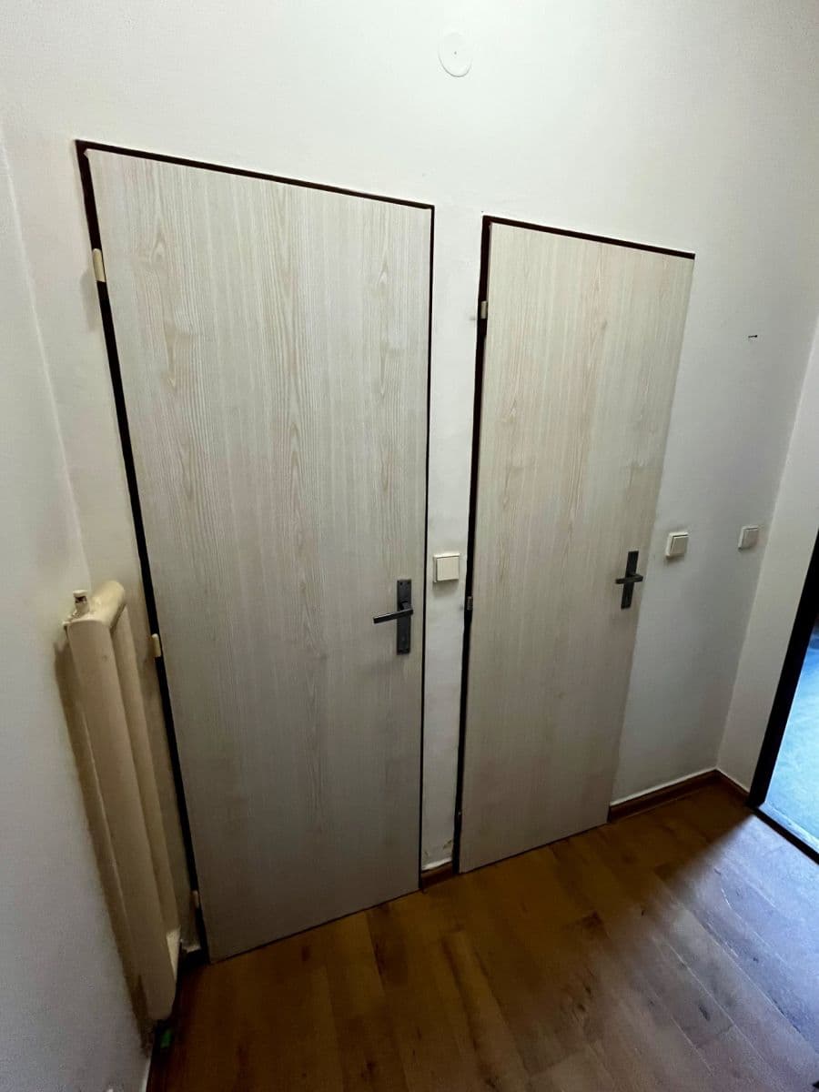Prenájom bytu 1-izbový 50 m², Na hrázi, Olomouc, Olomoucký kraj Prenájom bytu 1-izbový 50 m², Na hrázi, Olomouc, Olomoucký kraj