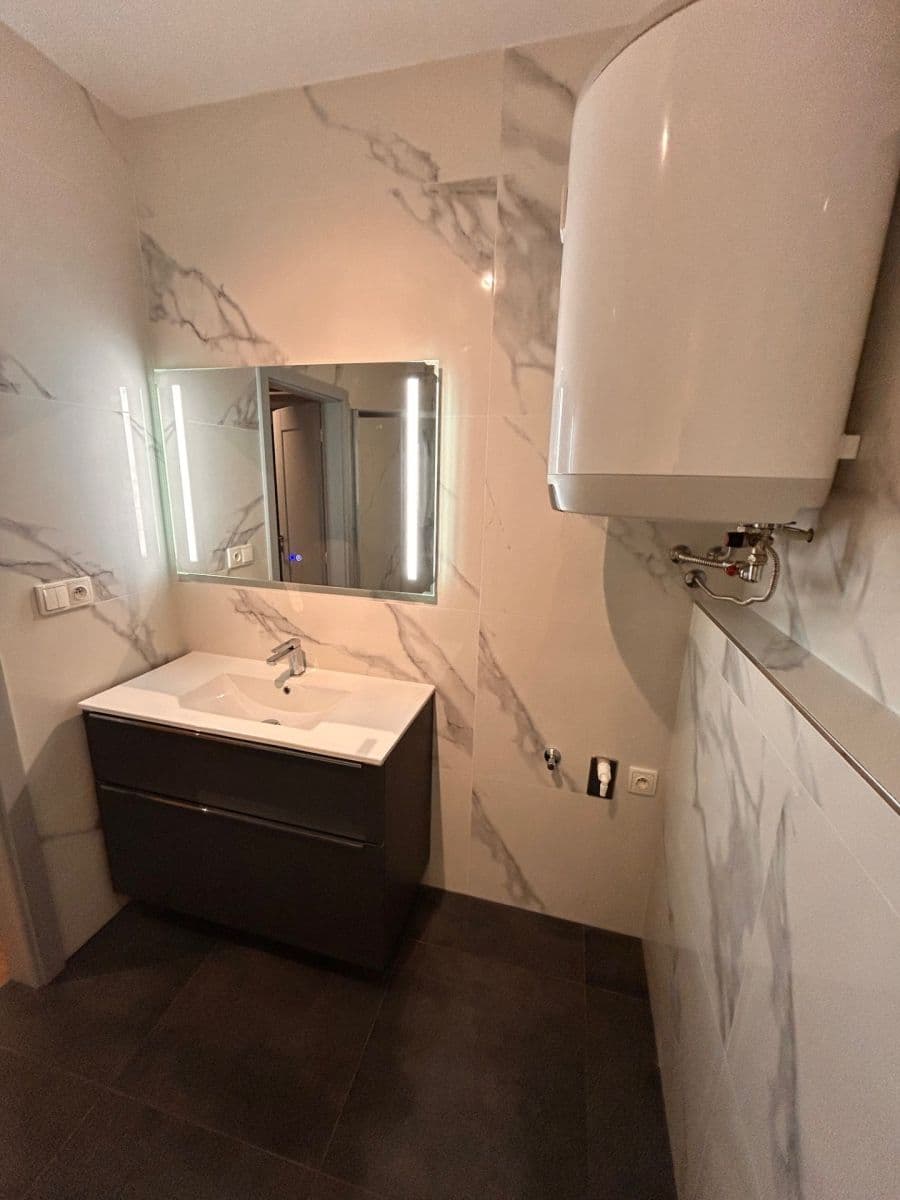 Prenájom bytu 1-izbový 30 m², U Pivovaru, Dobříš, Středočeský kraj Prenájom bytu 1-izbový 30 m², U Pivovaru, Dobříš, Středočeský kraj