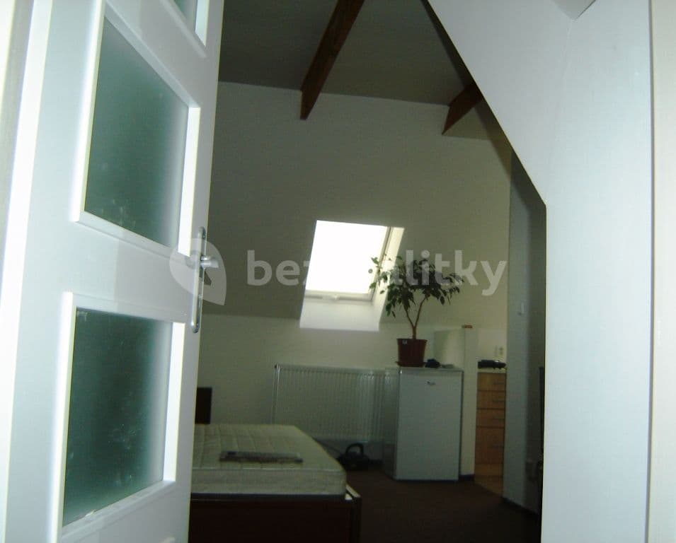 Prenájom bytu 1-izbový 32 m², K Třebonicům, Praha, Praha Prenájom bytu 1-izbový 32 m², K Třebonicům, Praha, Praha