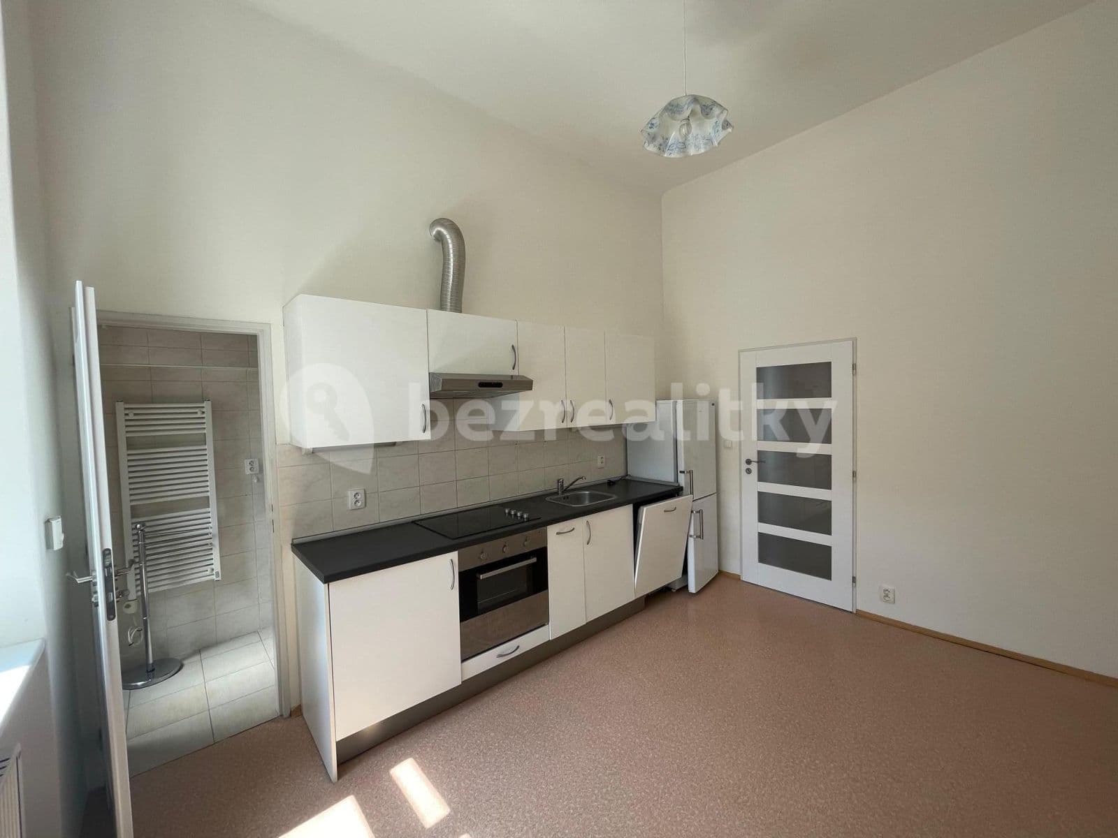 Prenájom bytu 2-izbový 70 m², Sokolovská, Praha, Praha Prenájom bytu 2-izbový 70 m², Sokolovská, Praha, Praha