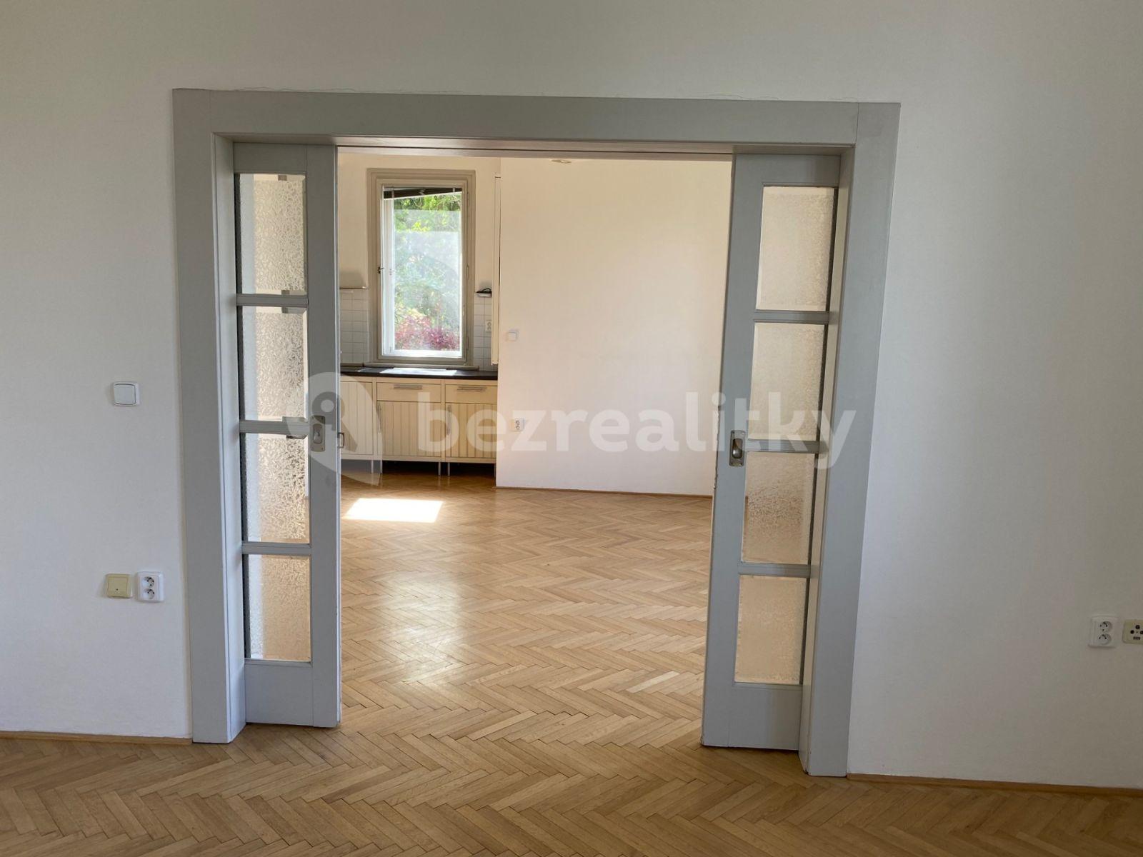 Prenájom bytu 3-izbový 80 m², Na Provaznici, Praha, Praha
