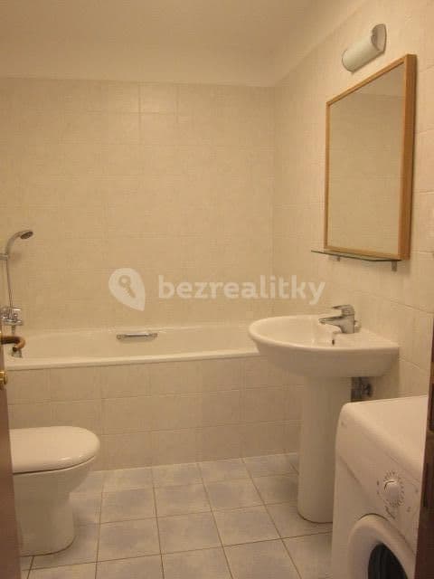 Prenájom bytu 2-izbový 65 m², Paťanka, Praha, Praha Prenájom bytu 2-izbový 65 m², Paťanka, Praha, Praha
