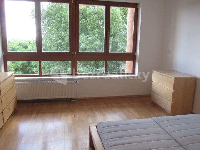 Prenájom bytu 2-izbový 65 m², Paťanka, Praha, Praha Prenájom bytu 2-izbový 65 m², Paťanka, Praha, Praha