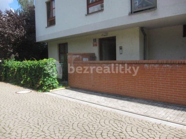 Prenájom bytu 2-izbový 65 m², Paťanka, Praha, Praha Prenájom bytu 2-izbový 65 m², Paťanka, Praha, Praha